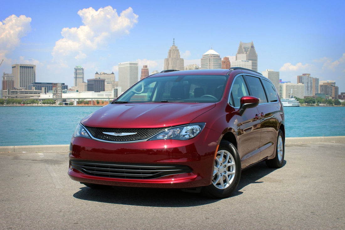 Canada Keeps the 2021 Grand Caravan Name on a New Pacifica Look-Alike - ParkersGear.com